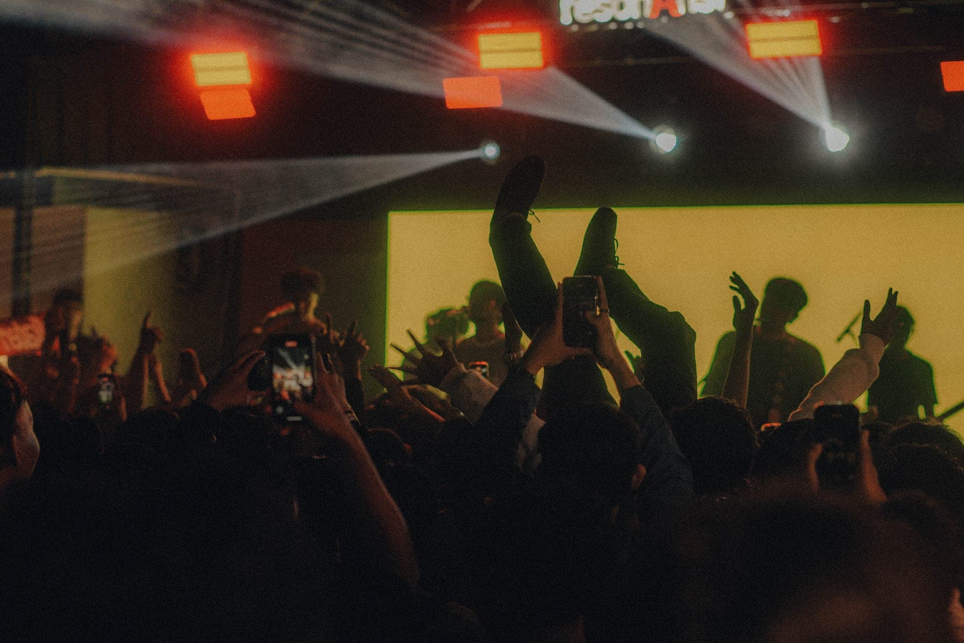 ELEVATE YOUR VISUAL IDENTITY